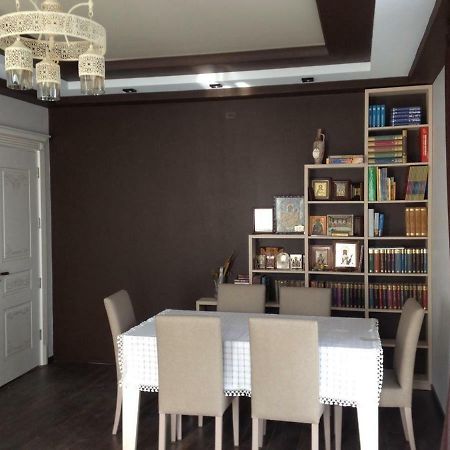 Ferienwohnung Flat Near The Mcdonald'S Batumi Exterior foto