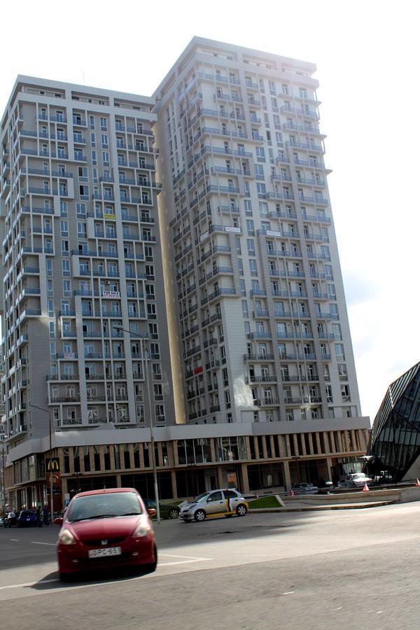Ferienwohnung Flat Near The Mcdonald'S Batumi Exterior foto